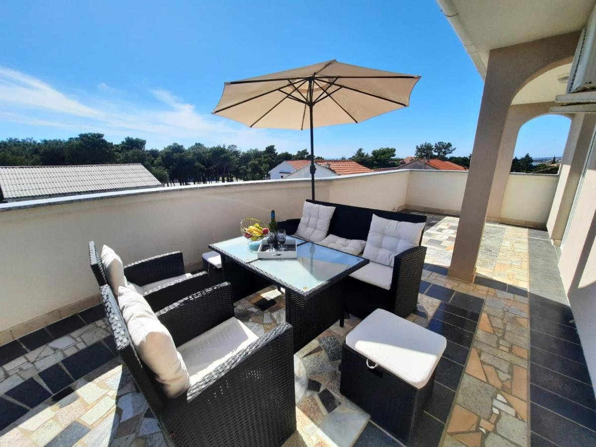 נובליה Apartments Dorotea מראה חיצוני תמונה