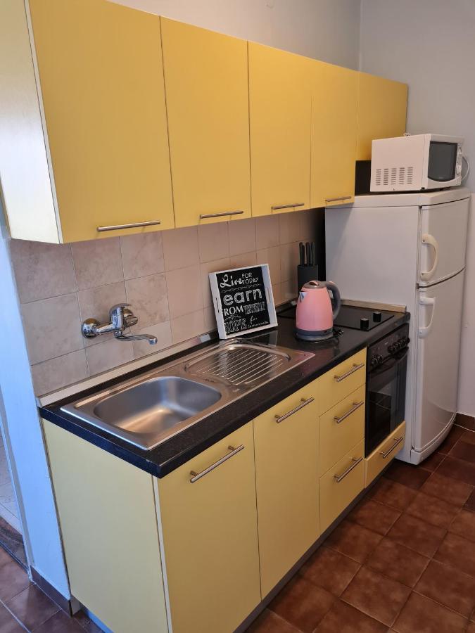 נובליה Apartments Dorotea מראה חיצוני תמונה