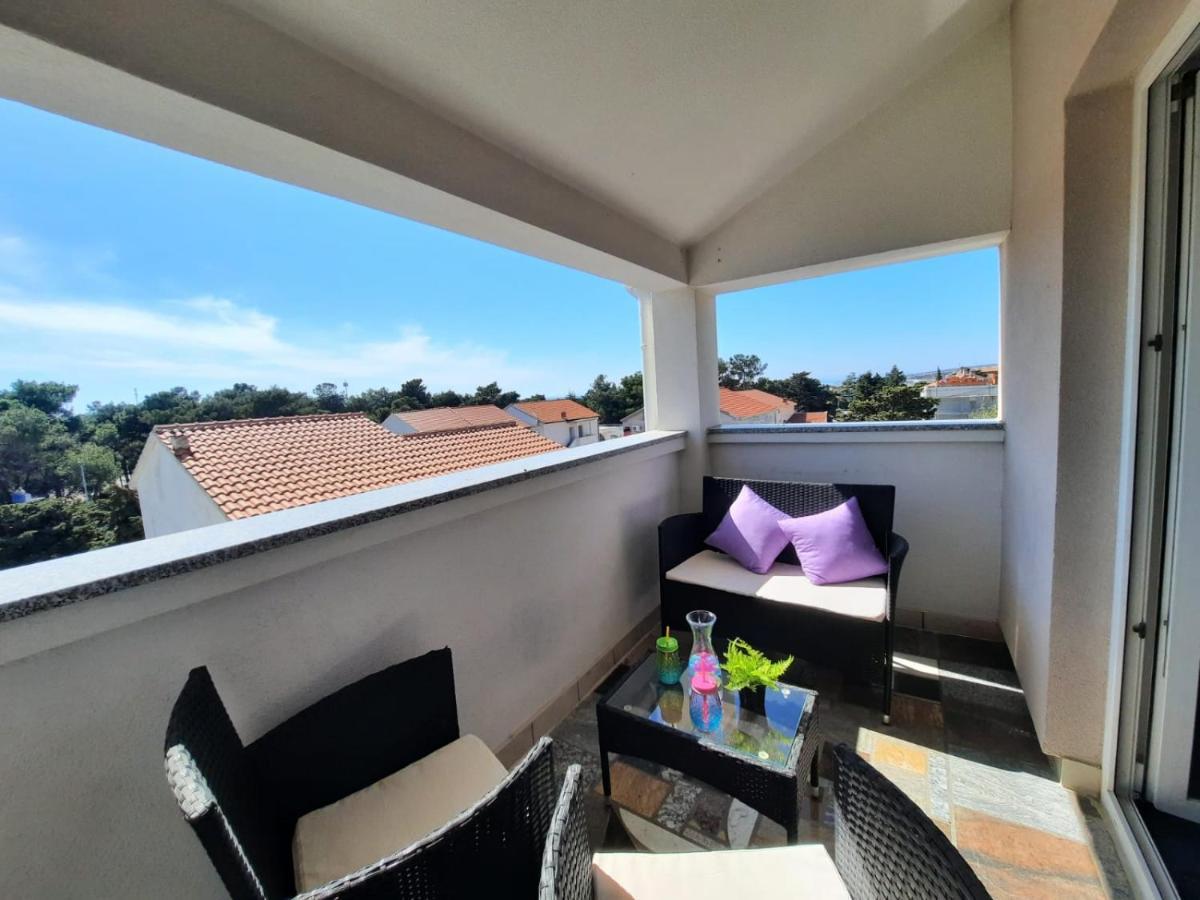 נובליה Apartments Dorotea מראה חיצוני תמונה