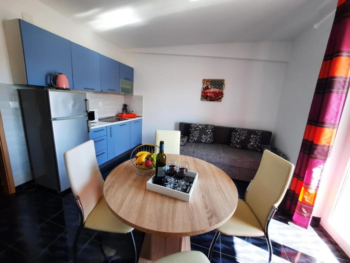 נובליה Apartments Dorotea מראה חיצוני תמונה