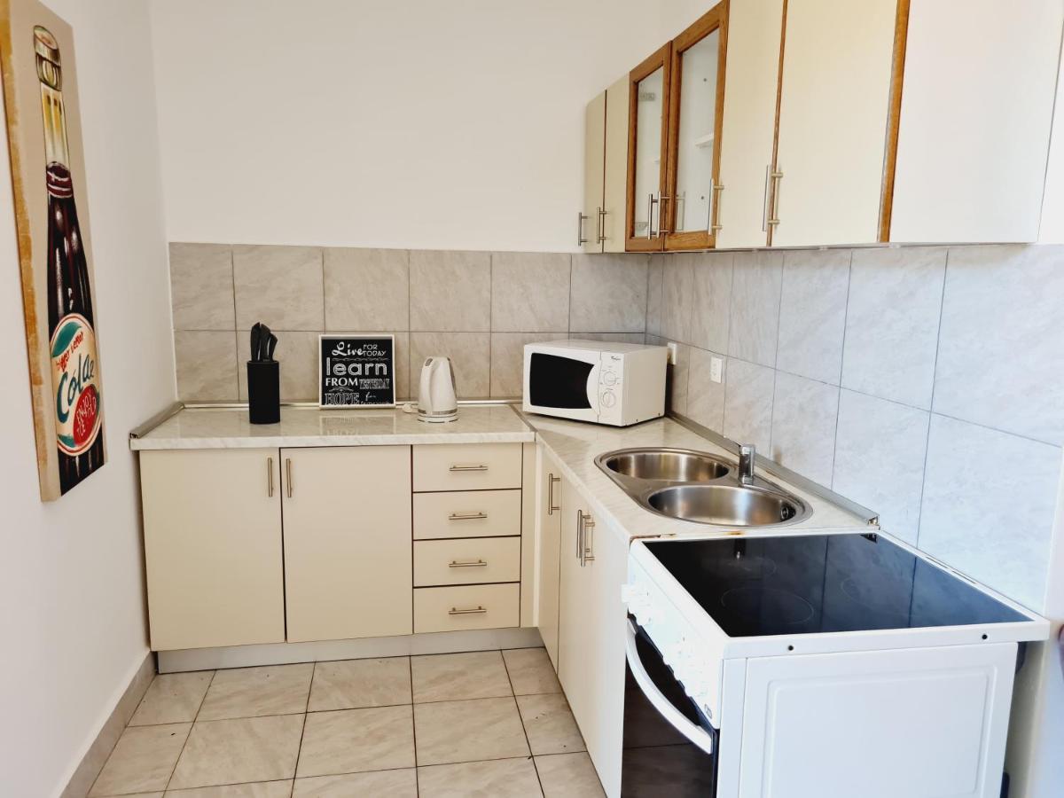 נובליה Apartments Dorotea מראה חיצוני תמונה