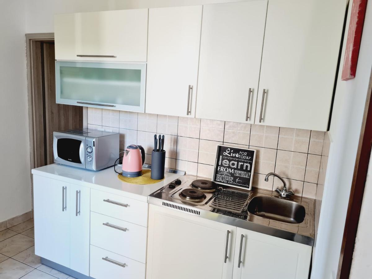 נובליה Apartments Dorotea מראה חיצוני תמונה